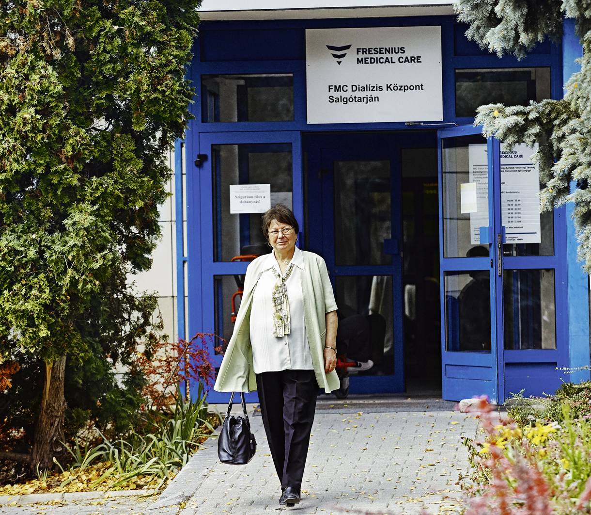 Dialysis patient leaving the Fresenius Medical Care clinic