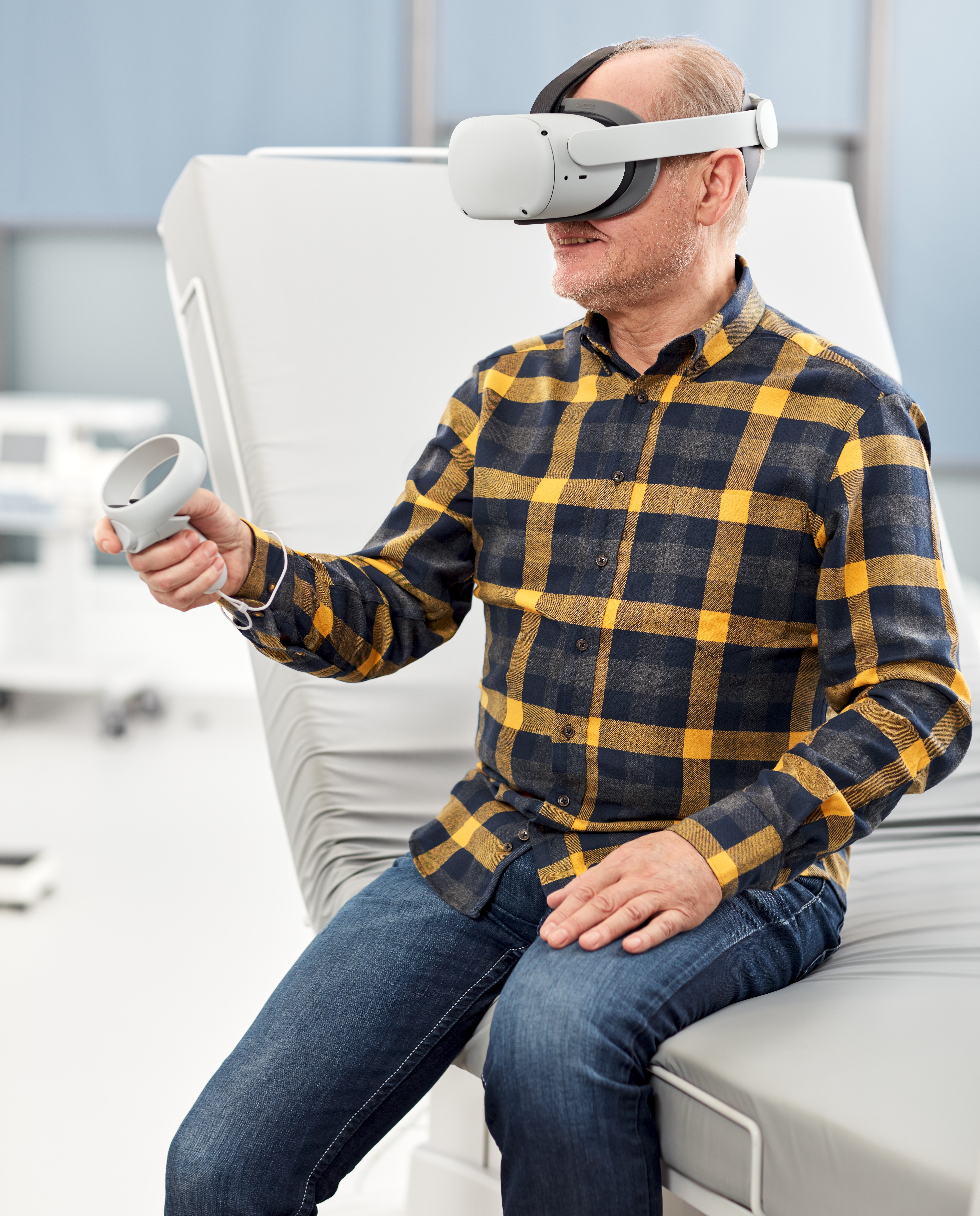 Patient training in virtual reality at hospital
